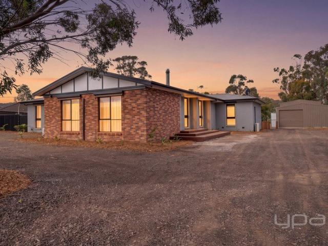 SPACE, STYLE & SERENITY IN THE HEART OF TOOLERN VALE