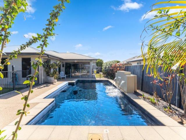 SPACE, STYLE & SUMMER LIVING THE COMPLETE FAMILY PACKAGE!