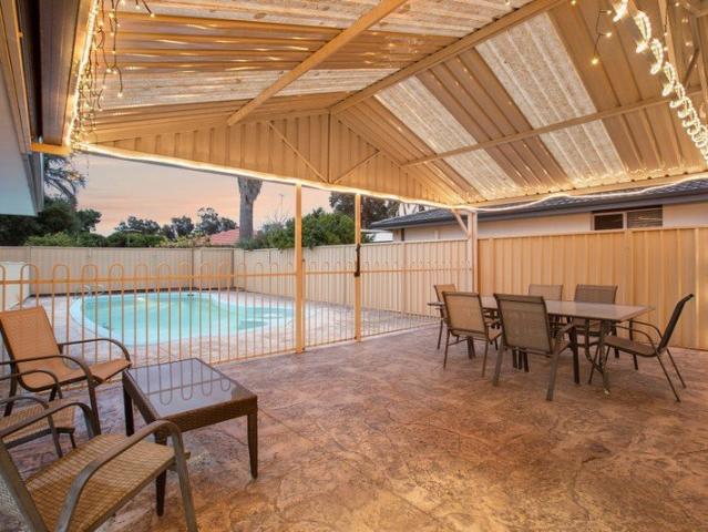SPACE, STYLE & SUMMER LIVING