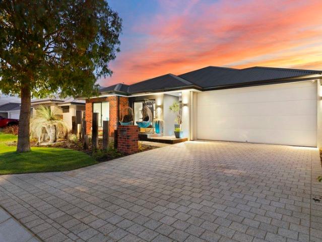 SPACE, STYLE & SUBURB LIVING AT ITS FINEST