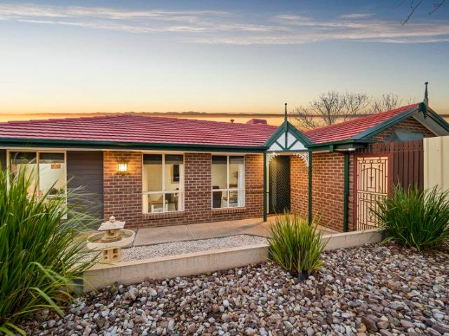 Space, Style & Sustainability in Seaford Rise