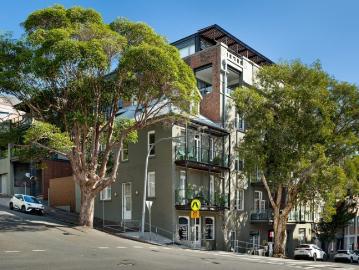 Space, Sunsets and Harbour Views from Brilliantly Located Y Apartments