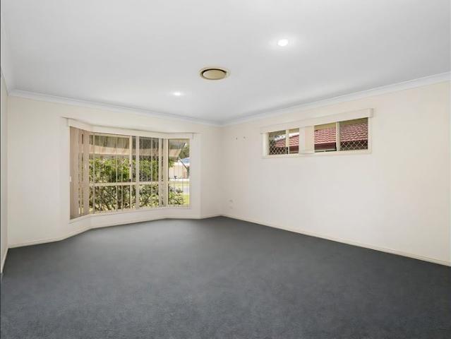Space, Sunshine & a Big Backyard in Beautiful Pottsville