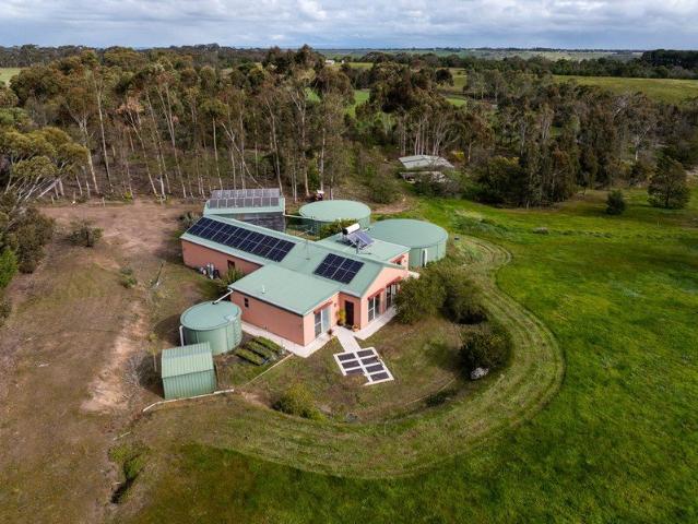 Space, Sustainability & Country Living 5 acres approx