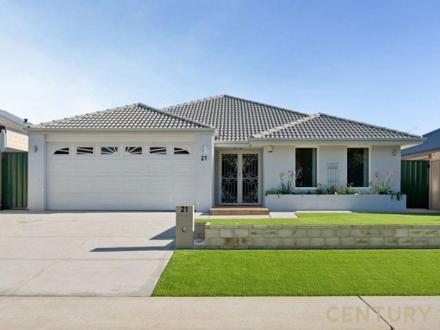 SPACIOUS 4 BED, 2 BATH HOME IN PERFECT FAMILY LOCATION!