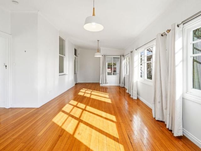 Spacious 4 Bed Family Home for Lease