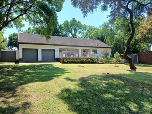 spacious 4 bedroom, 2 bathroom famil.