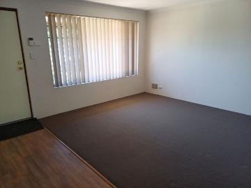 Spacious 4 Bedroom 2 bathroom Family Home