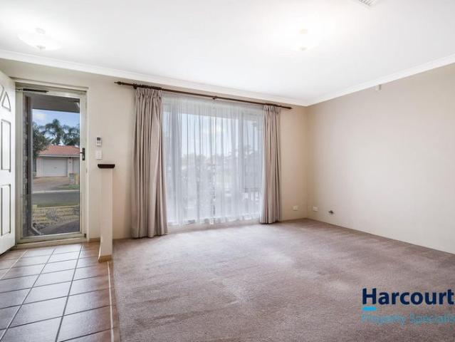 Spacious 4 Bedroom 2 Bathroom Family Home in Canning Vale