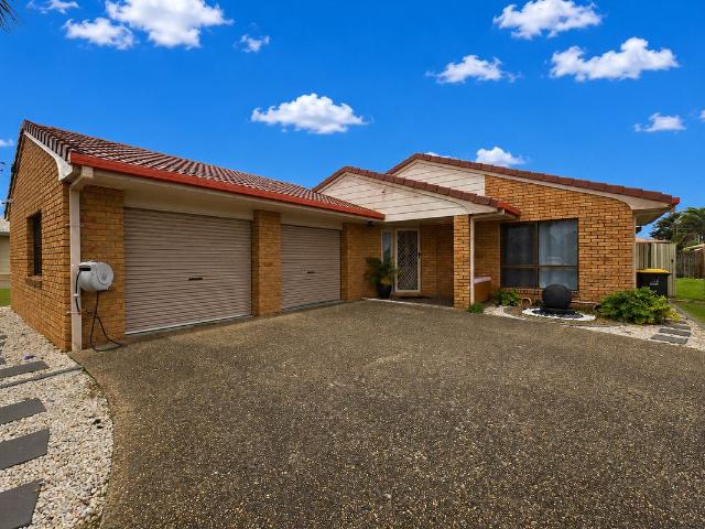 Spacious 4 Bedroom 2 Bathroom Home in Avoca