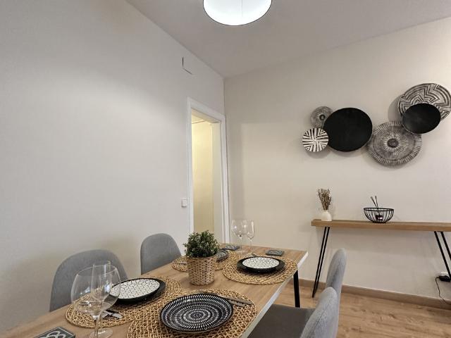 Spacious 4 Bedroom Apartment Near Sagrad