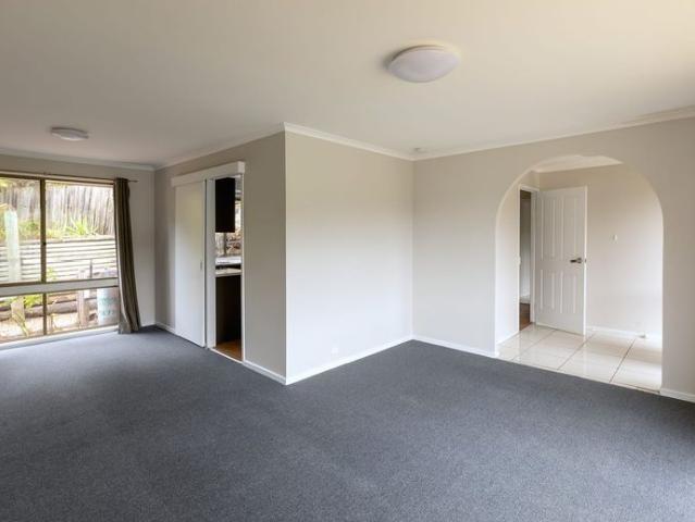 Spacious 4 Bedroom Brick Home – Walk to School, Shops & Surf