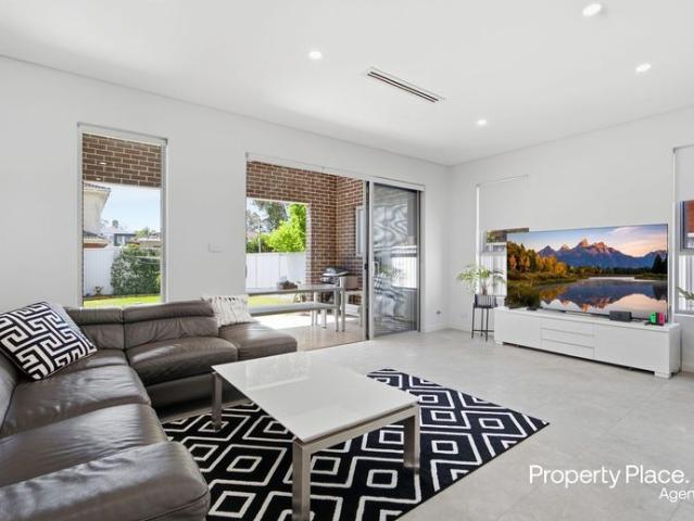 Spacious 4 Bedroom Duplex with Study in a Quite Cul De Sac