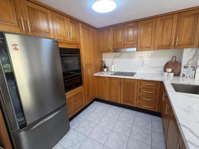 Spacious 4 Bedroom Family Duplex in Prime Marsfield Location