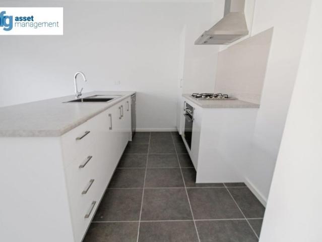 Spacious 4 Bedroom Family Haven with Double Lock Up Garage!