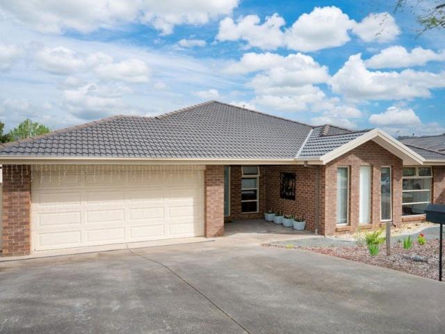 Spacious 4 Bedroom Family Home