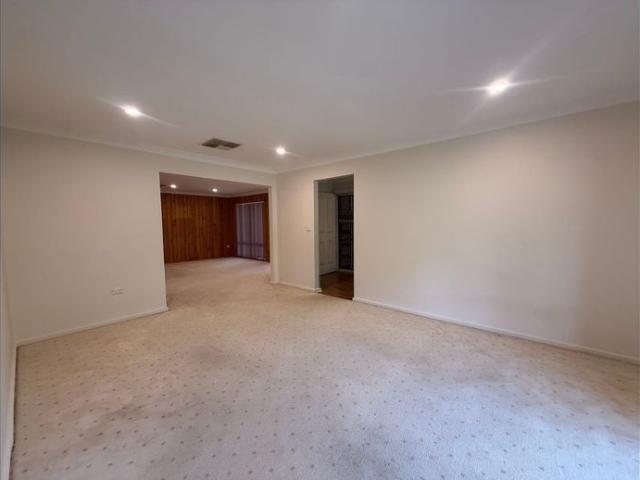 Spacious 4 Bedroom Family Home