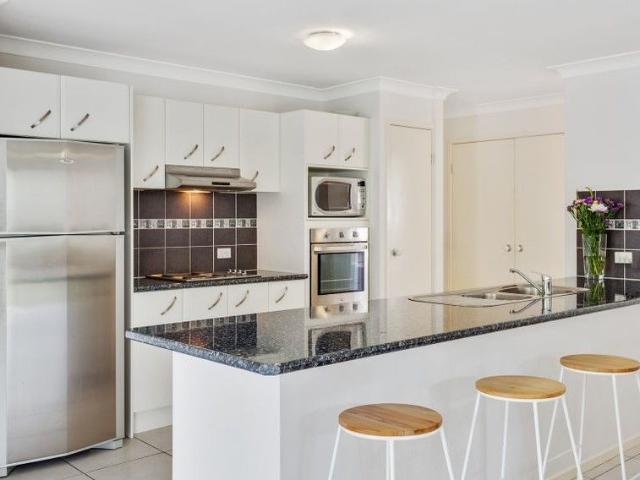 Spacious 4 Bedroom Family Home
