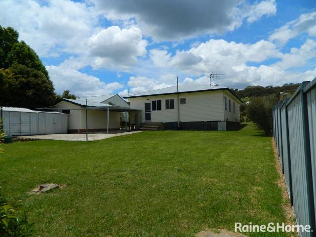 Spacious 4 Bedroom Family Home