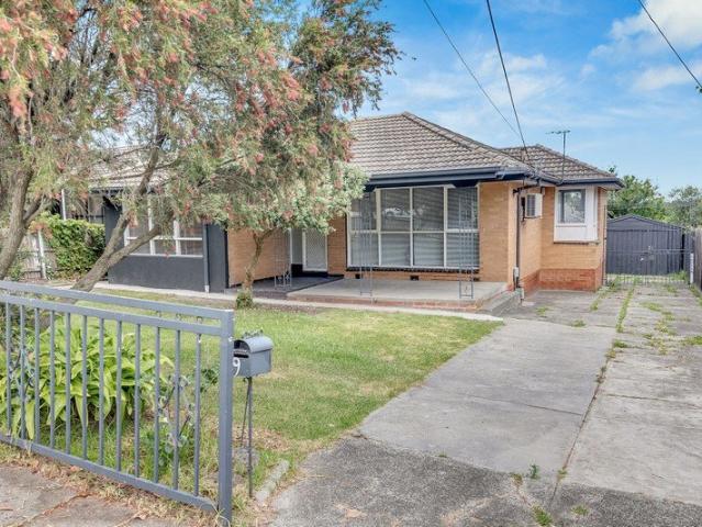 Spacious 4 bedroom family home