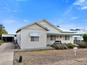 Spacious 4 Bedroom, Family Home