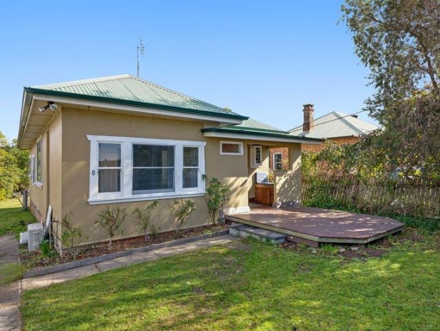 Spacious 4 Bedroom Family Home