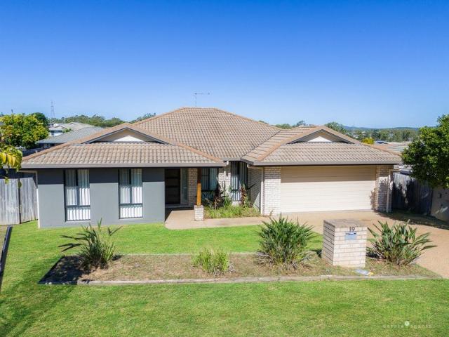 Spacious 4 Bedroom Family Home Great Location!