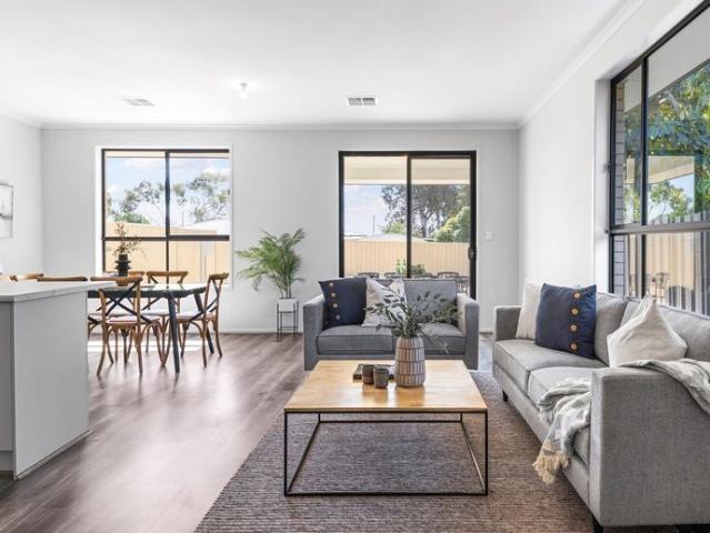 Spacious 4 Bedroom Family Home for Lease in Elizabeth Park