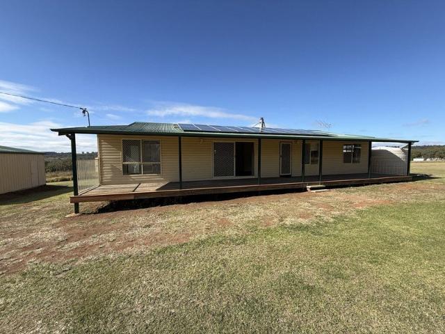 Spacious 4 Bedroom Family Home for Rent