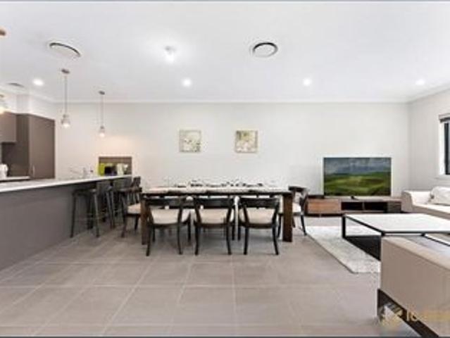 Spacious 4 Bedroom Family Home for Rent in Penrith – Durant Haven