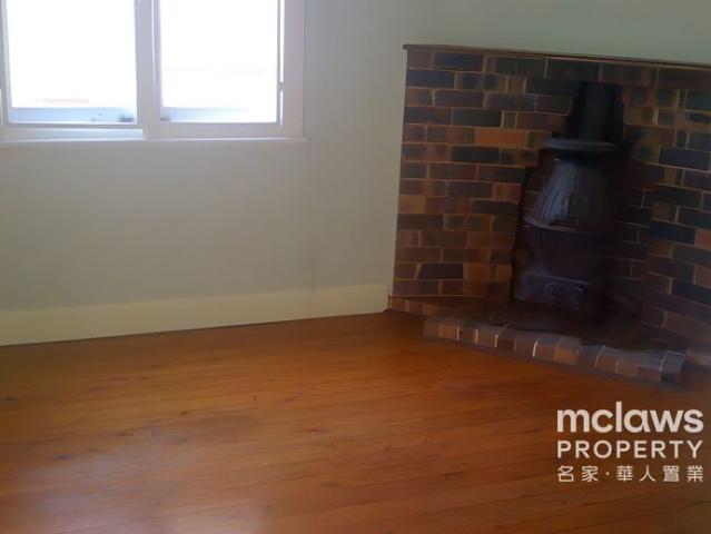 Spacious 4 Bedroom Family Home in Convenient Allawah Location For Rent
