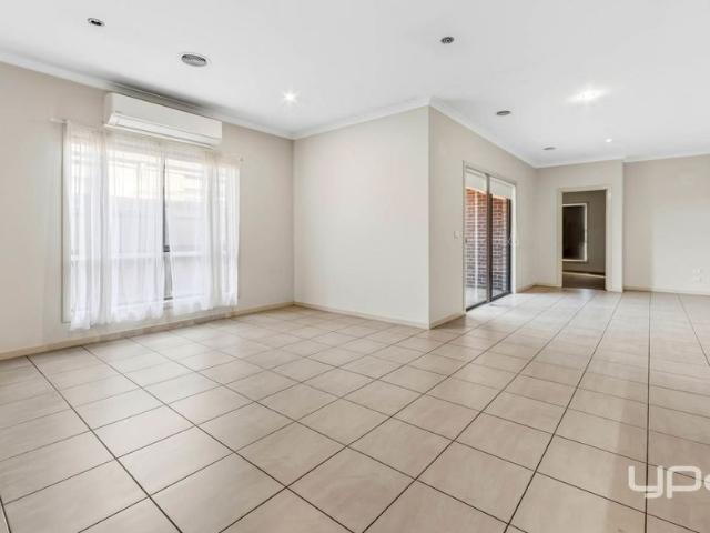 Spacious 4 Bedroom Family Home in a Convenient Location