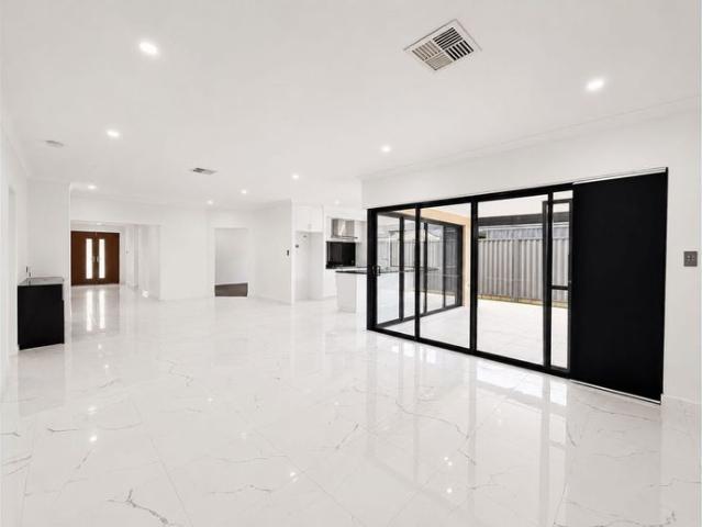 Spacious 4 Bedroom Family Home in a Convenient Seville Grove Location