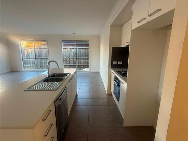 Spacious 4 Bedroom Family Home in a Prime Melton West Location