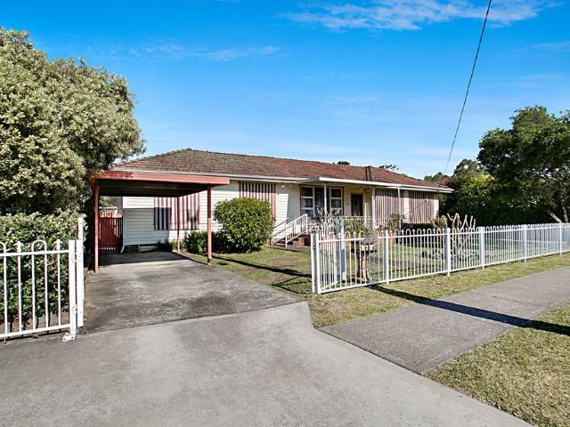 Spacious 4 Bedroom Family Home in a Prime Penrith CBD Location