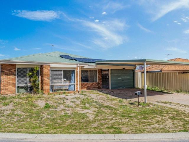 Spacious 4 Bedroom Family Home in a Quiet Warnbro Location