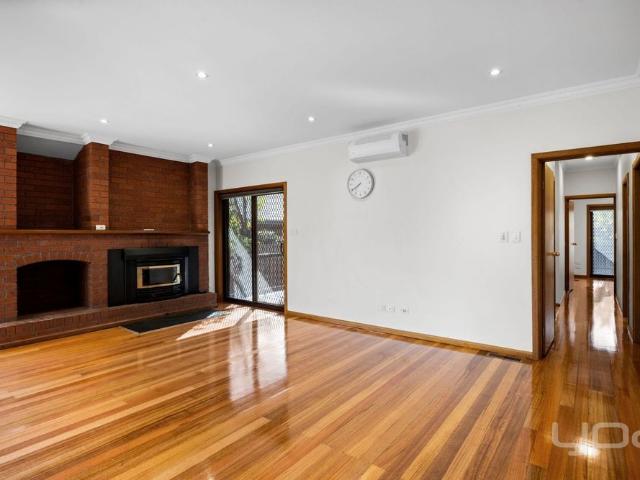 Spacious 4 Bedroom Family Home in a Quiet Court
