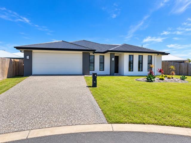Spacious 4 Bedroom Family Home in a Quiet Cul de Sac