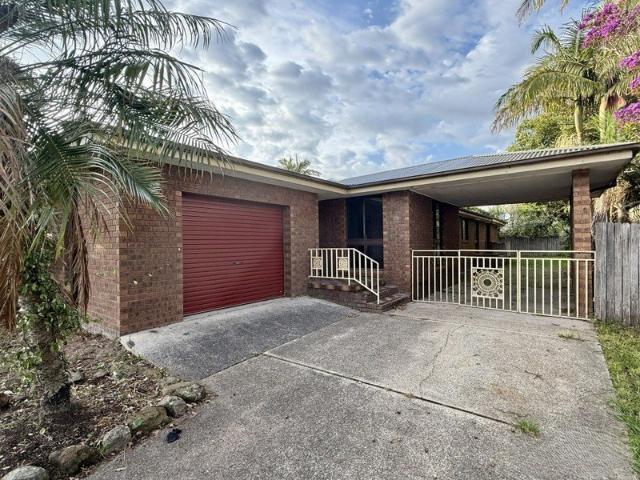 Spacious 4 Bedroom Family Home in a Sought After Location