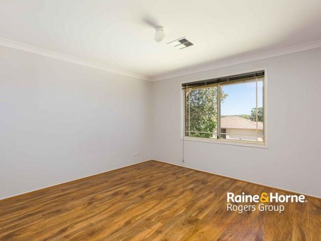 Spacious 4 Bedroom Family Home in Hamlyn Terrace