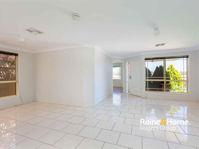 Spacious 4 Bedroom Family Home in Hamlyn Terrace