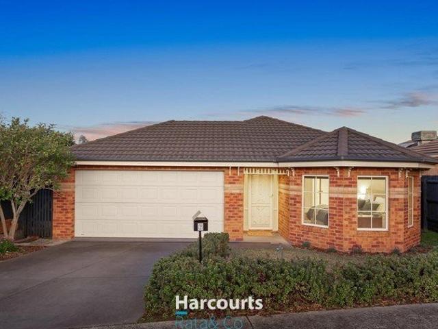 Spacious 4 Bedroom Family Home in Mernda