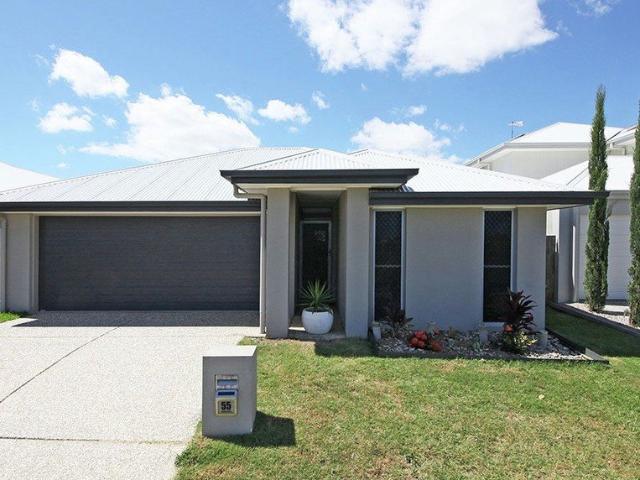 Spacious 4 Bedroom Family Home in North Lakes