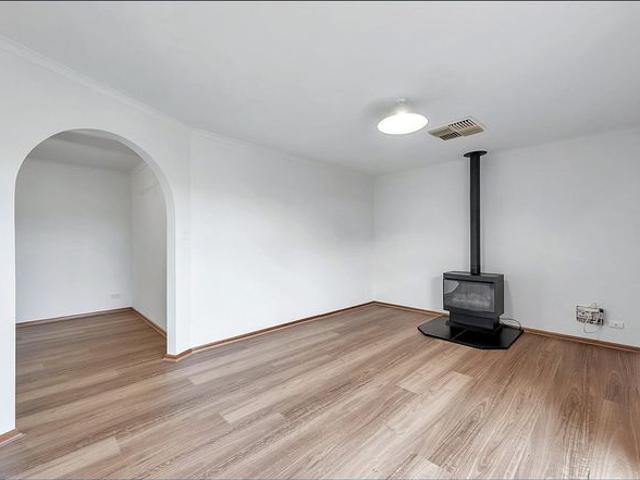 Spacious 4 Bedroom Family Home in Paralowie