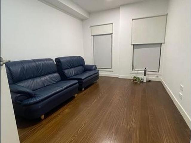 Spacious 4 Bedroom Family Home in Prime Kings Park Location