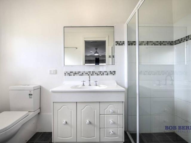 Spacious 4 Bedroom Family Home in Quiet Cul de Sac