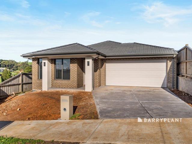 Spacious 4 Bedroom Family Home in Warragul