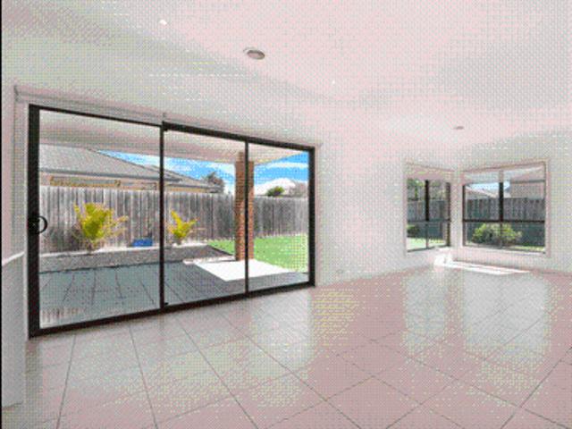 Spacious 4 Bedroom Family Home in the Alamanda School Zone