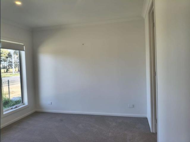 Spacious 4 Bedroom Family Home in the Heart of Armstrong Creek