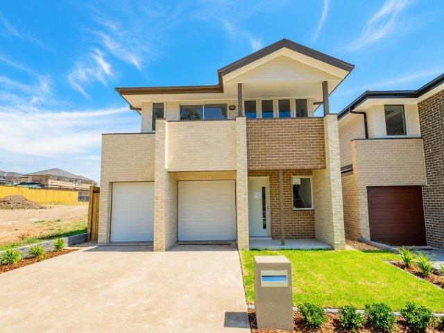 Spacious 4 Bedroom Family Home in the Heart of Edmondson Park